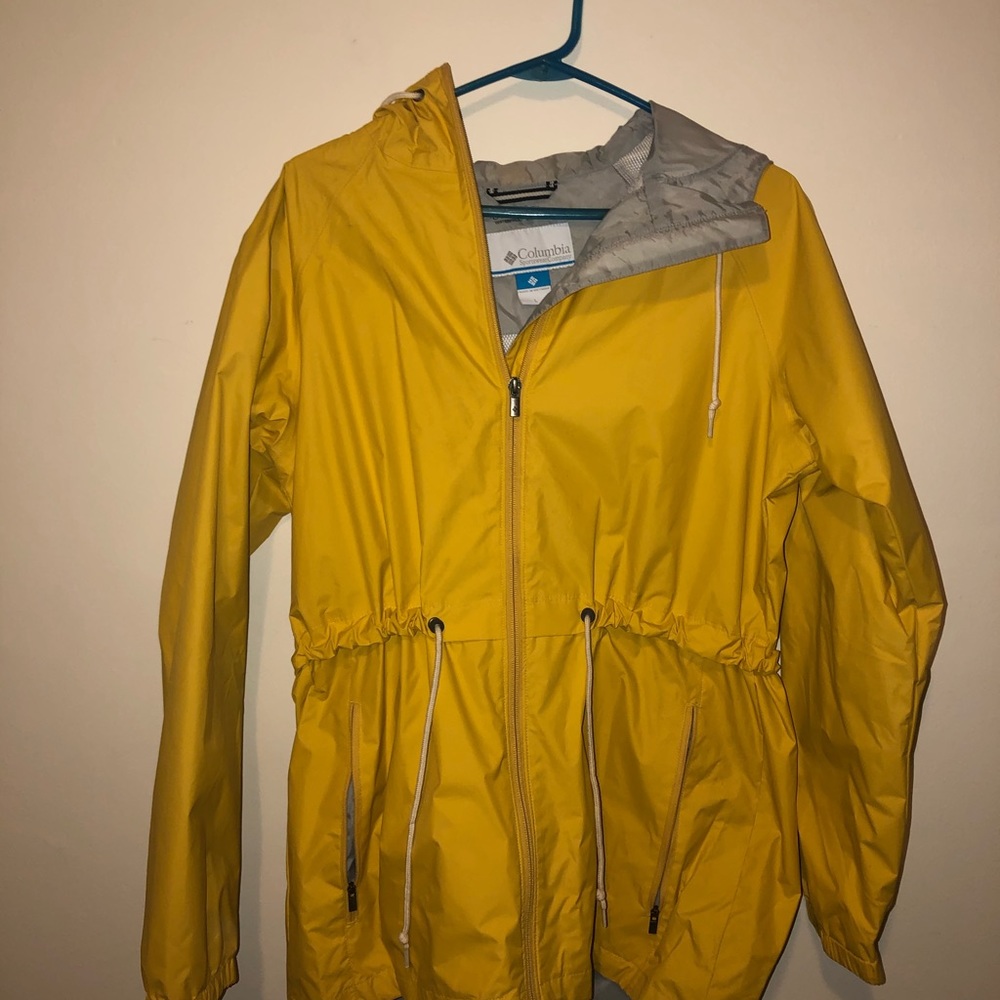 Yellow Columbia-long raincoat with waist cinching